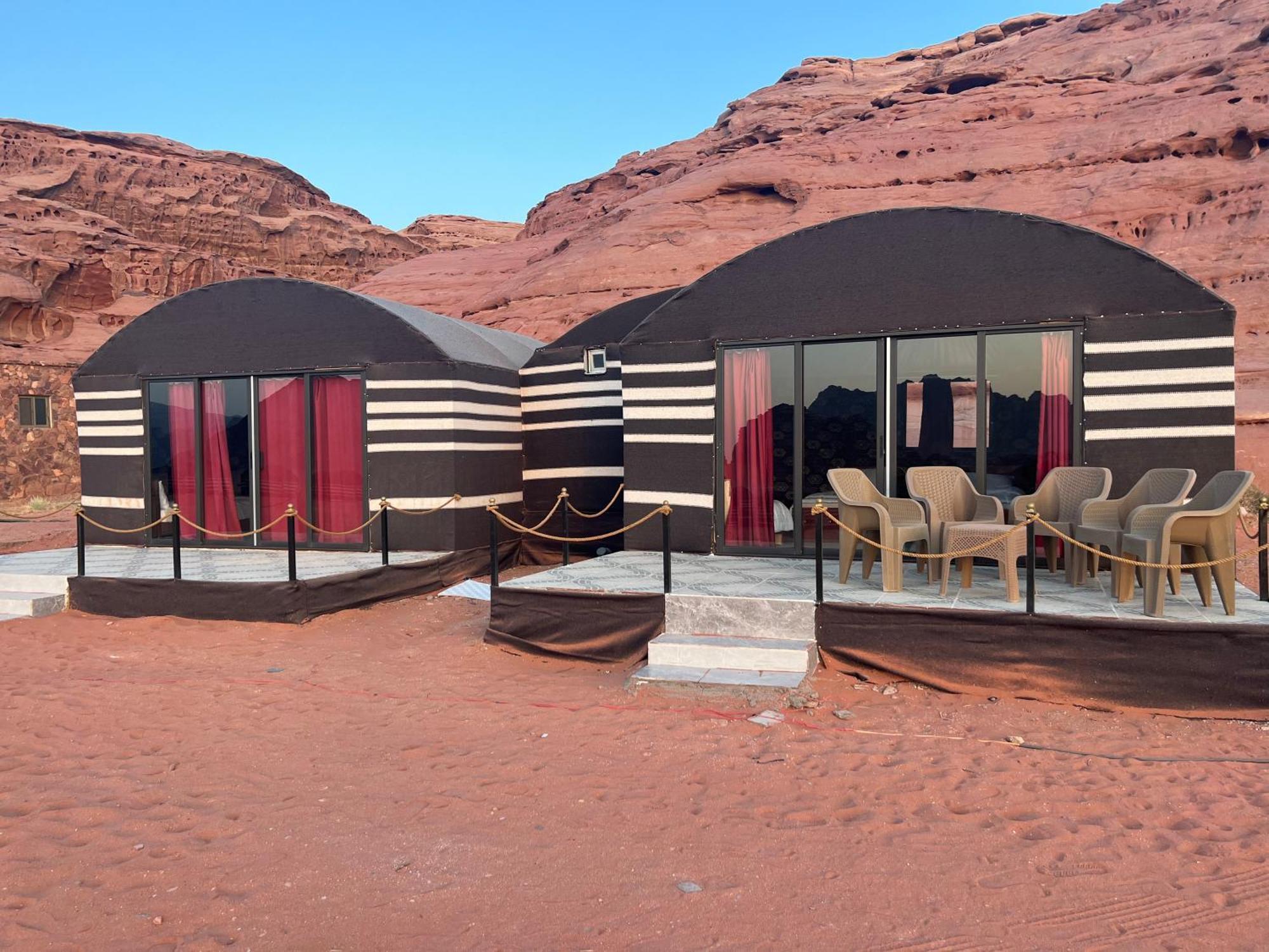 Desert Bedouin Adventure وادي رم المظهر الخارجي الصورة